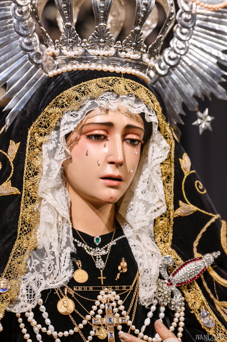 IvanLopezFotos's tweet photo. Besamanos a Nuestra Señora del Gran Poder.

@cfdmisericordia 
#CofradíasMLG https://t.co/6GSjkIBLp6