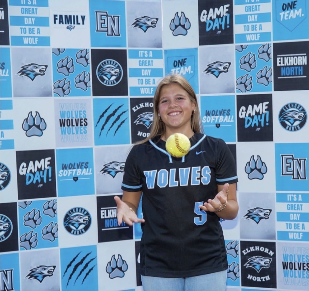 ENHSSoftball's tweet photo. 🩵Gena Story🩵
Gena has been a Wolf for 4 years and is our amazing team manager this season. She takes her role seriously and is dependable, dedicated and a huge part of our team. Although we sure do miss that pretty lefty swing! 😉
Thank you, Gena! 🐺🩵
#Dependable #Dedicated https://t.co/uL3gGAt3Bj