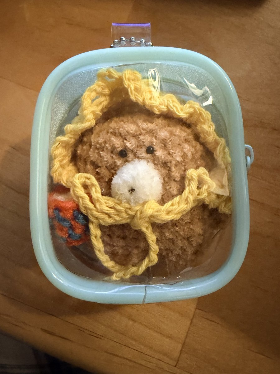 achomu_twitch's tweet photo. 本日3時間の成果がボロボロのブカブカすぎてクソわろてしまったけどケースに詰め込んだらごまかせた気がする https://t.co/jIx6Nq5REX