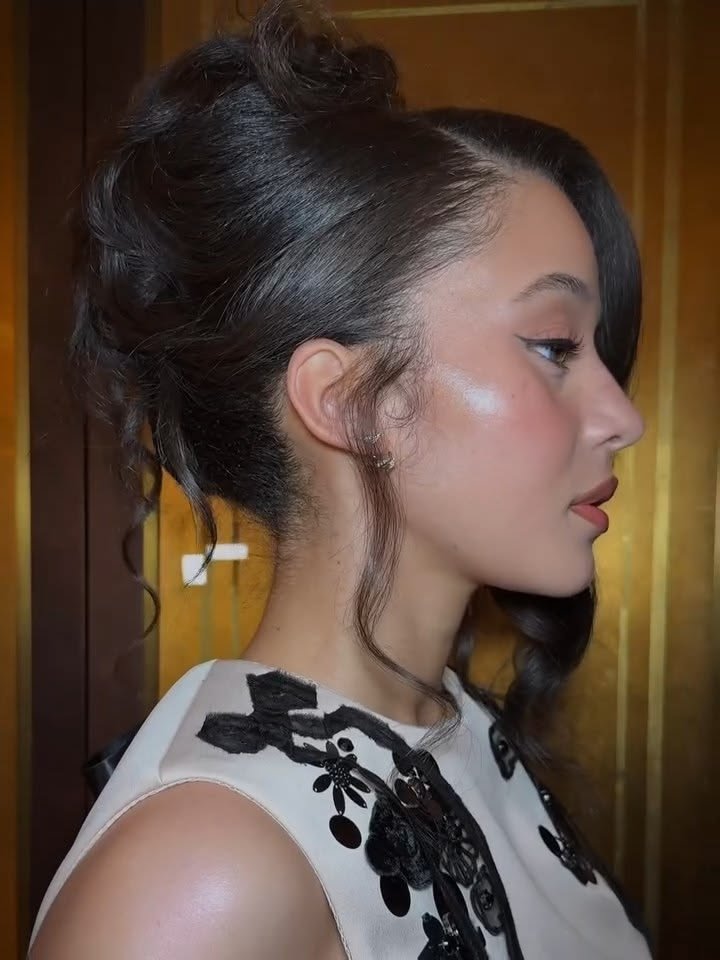 chasemiffy's tweet photo. her side profile is godly https://t.co/OpTgmfJcHk