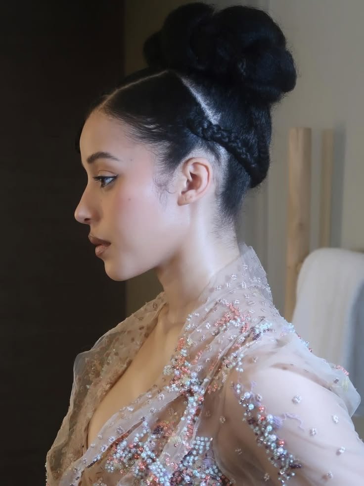 chasemiffy's tweet photo. her side profile is godly https://t.co/OpTgmfJcHk