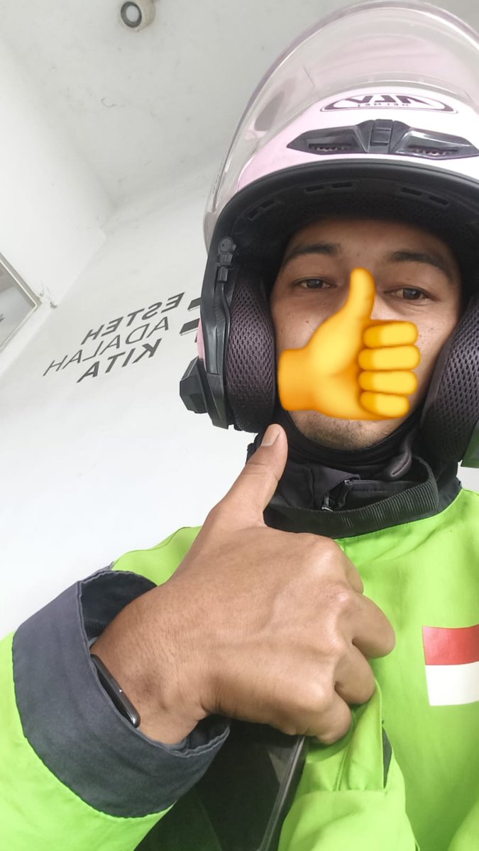 velystrix's tweet photo. Alhamdulillah untuk orderan hari ini, semangat pejuang keluarga, gak boleh gengsi https://t.co/ZCJBZqMquT