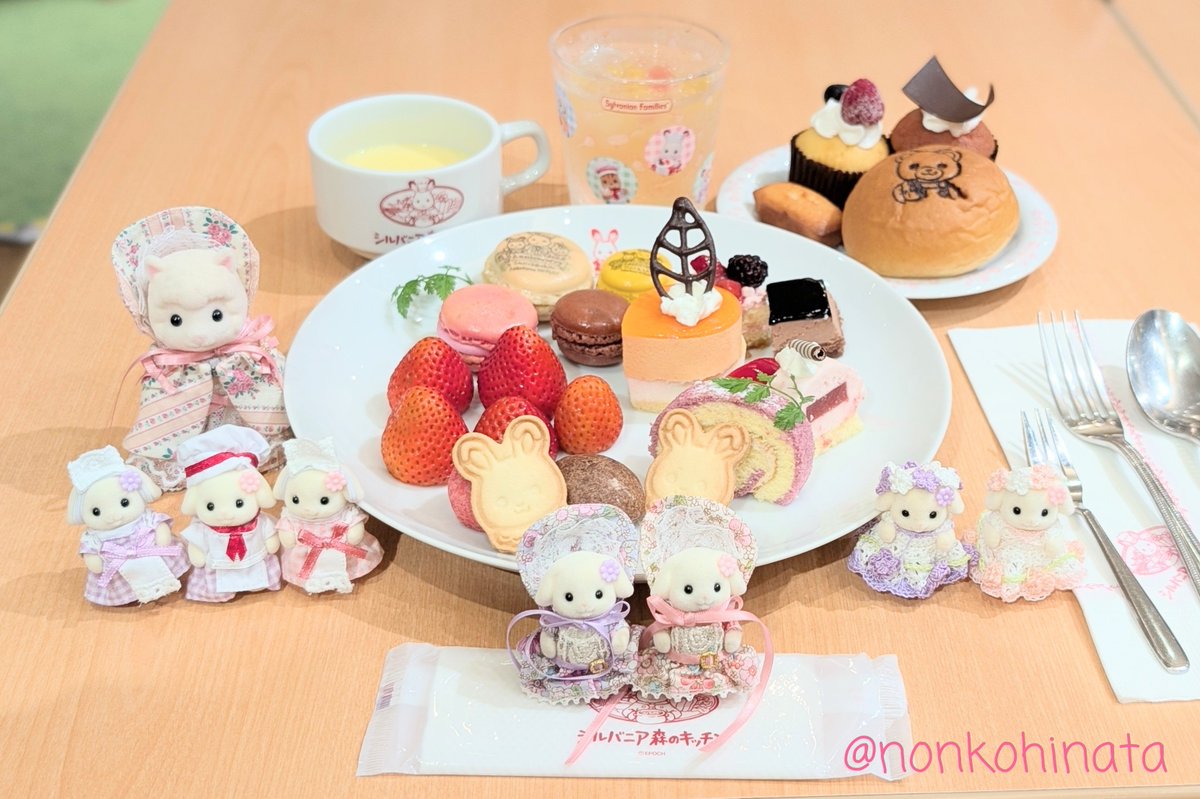 nonkohinata's tweet photo. #森のキッチン森のスイーツパーティー へ行ってきました🥰
スイーツビュッフェ凄い可愛かった〜💖
そして色んな方にお会い出来てめっちゃ嬉しかったです🤣💕
お声がけ頂いた皆さまありがとうございました‼️
#シルバニアファミリー
#シル活
#森のキッチン https://t.co/mbl6K8wKZW