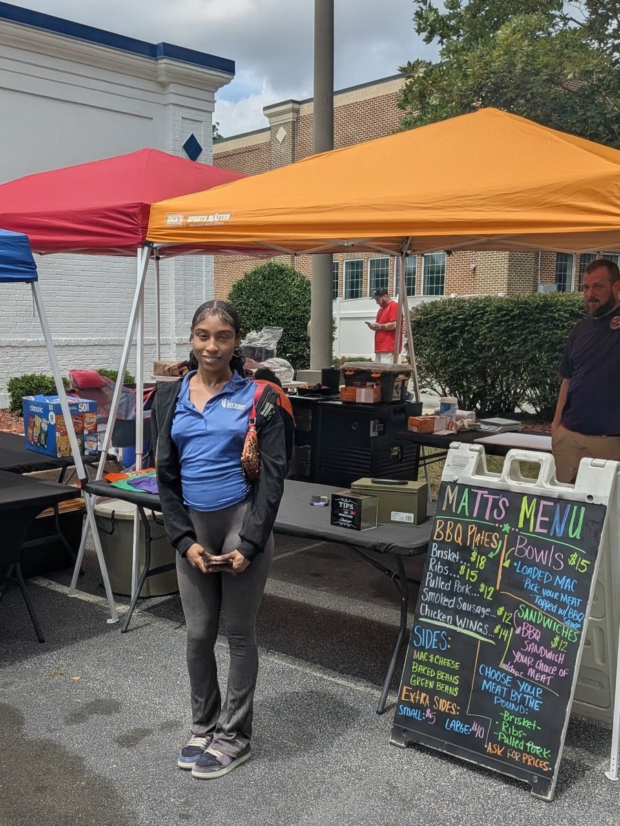 Mykeepstorage's tweet photo. WHAT A TURN OUT!  Thank you to everyone who made our Back to School event amazing—we completely sold out of food!

🎉 Backpack Winner: Congrats, Kirstin!
🍖 Food Shoutout: Huge thanks to Matt’s Delicious Meats &amp; Las Comadres!

We love our community! Stay tuned for the next one! https://t.co/U7QZ2NSjvj