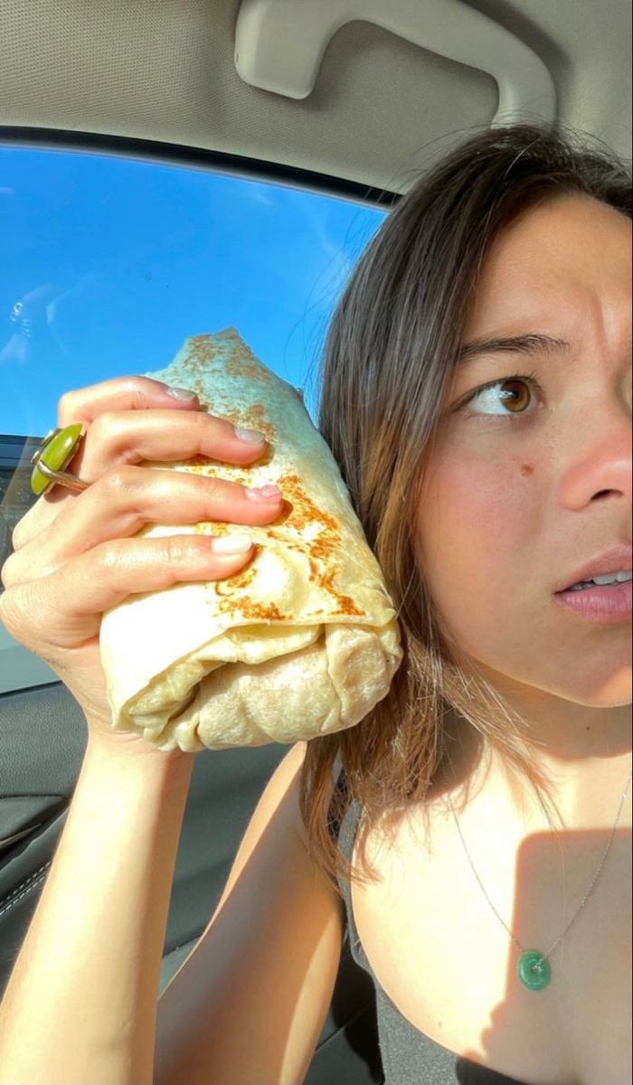 angelonsatellit's tweet photo. #RealEverAfter pensei ter ouvido vozes vindas do meu almoço… talvez eu não devesse comprar mais burritos de feijões encantados… https://t.co/rWVQxaQQKN