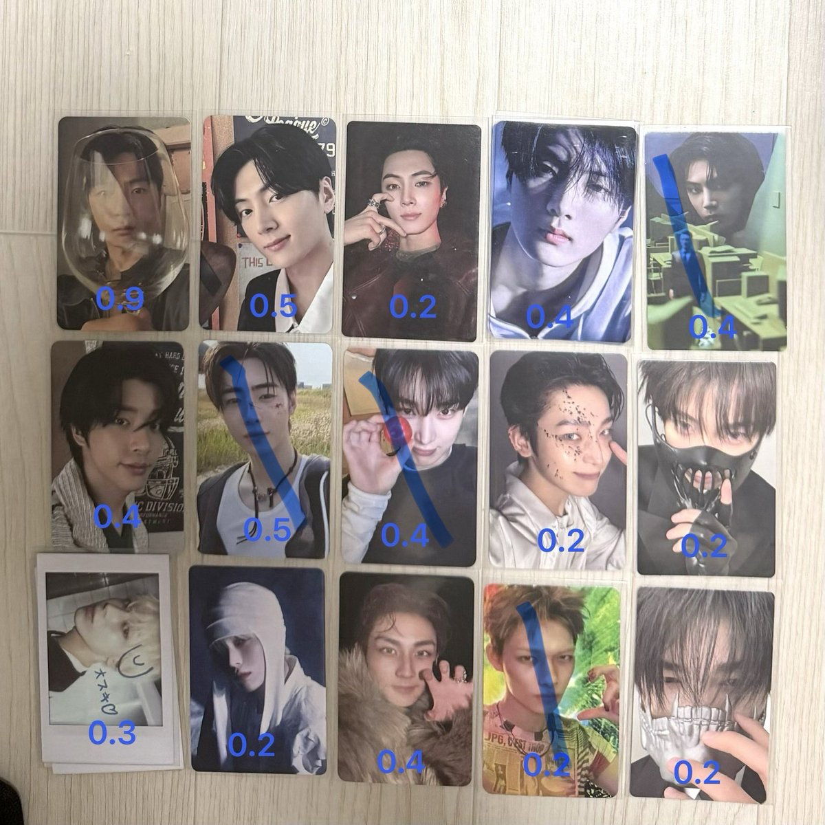 hyukee0's tweet photo. 엔하이픈 enhypen 포카 양도 판매 포토카드
이어폰 와인더 양도합니다

DM 주세요!

wts sell sale 정원 jungwon 희승 heeseung 제이 jay 제이크 jake 성훈 sunghoon 선우 sunoo 니키 ni-ki 앨포 앨범 예판 미공포 영통 특전 멤버 엔진반 pc photocard ENHYPEN poca 블파 언리쉬 밷디 Earphone winder https://t.co/qTSaewsYlH
