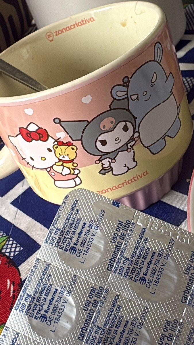 Lanairesentevil's tweet photo. tomar litio com cafe e tipo
tomar rebite e cheirar cocaina https://t.co/s0onsqxEaP