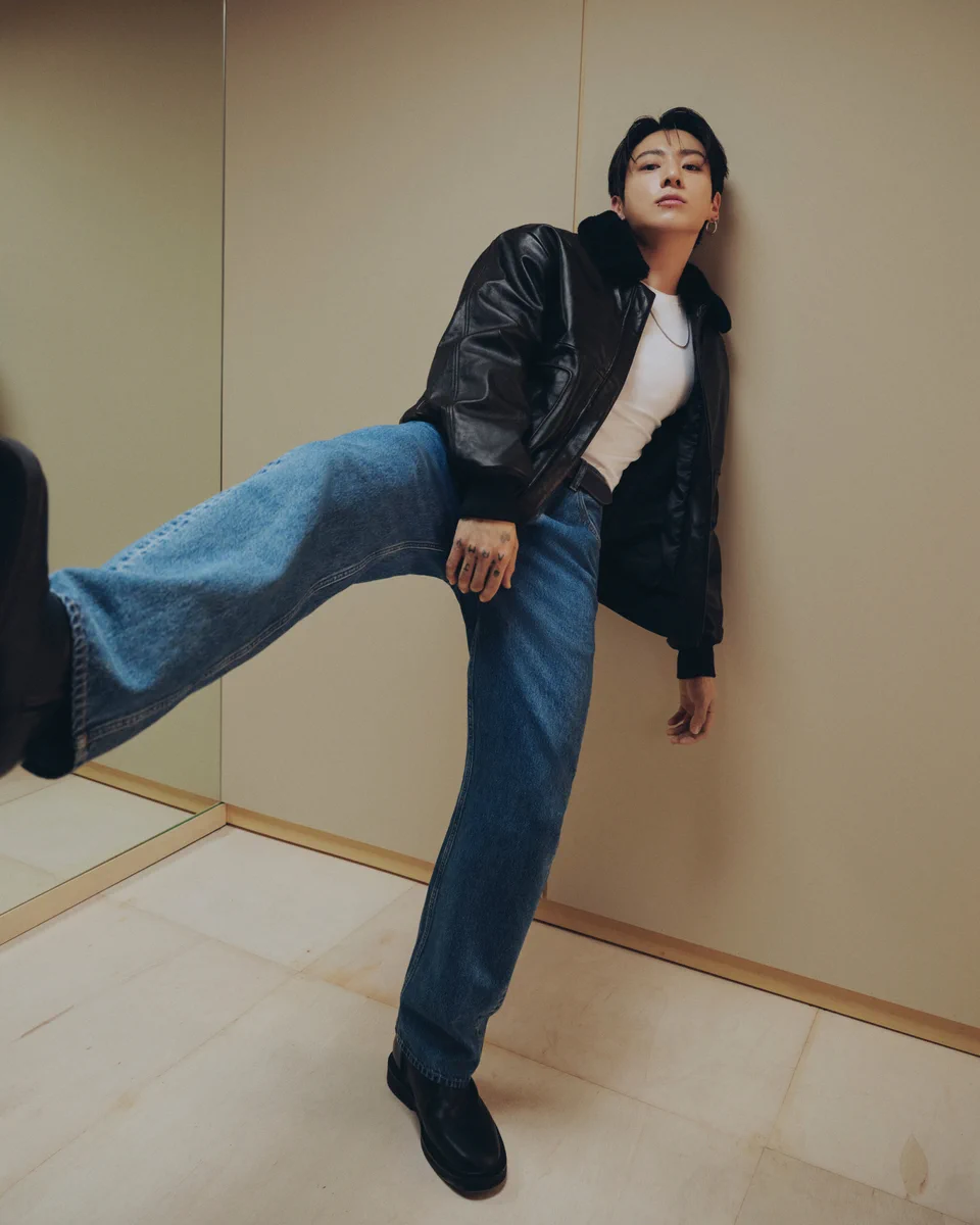 Calvin Klein Japan в X: „どの角度からでも、心地よいフィット。 Jung