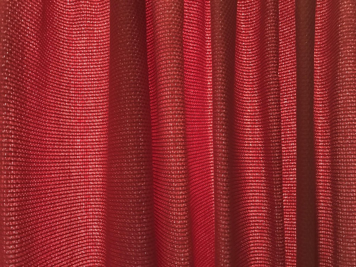 earlyspringch's tweet photo. 红色，象征着这对新人的幸福。
The color red, symbolizing happiness for the couple.

#조춘청랑 #早春晴朗 https://t.co/1em7sqquz6