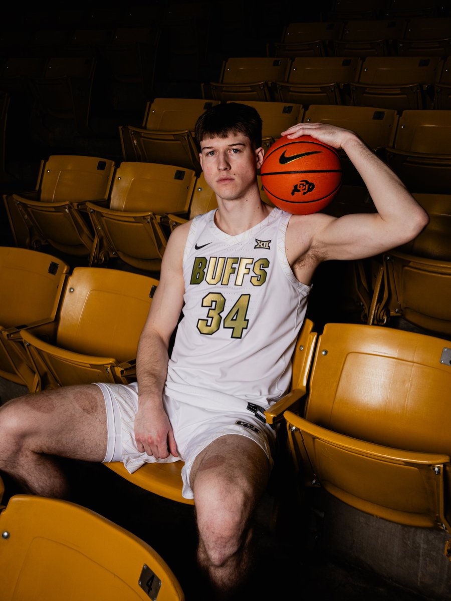 CUBuffsMBB's tweet photo. happy birthday @FeddersenNoah 🎊 https://t.co/losHnfA7Yq