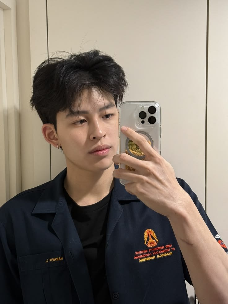luuziistar_'s tweet photo. #Pondphuwin socmed au

There are many things Phuwin hadn't expected in his life. And meeting his high school crush in a cafe one random day was on top of the list. The thing is, his high school crush seems very eager to stay in contact. https://t.co/svLUHRgEM4