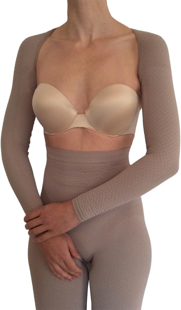 bioflect's tweet photo. Bioflect FIR therapy compression garments combine micromassage technology and comfortable compression to help improve skin tone, support circulation, and reduce the appearance of cellulite while providing everyday body support: https://t.co/TcsMNcbqRC
#Cellulite #Bioflect https://t.co/XDiSZ3X5y0