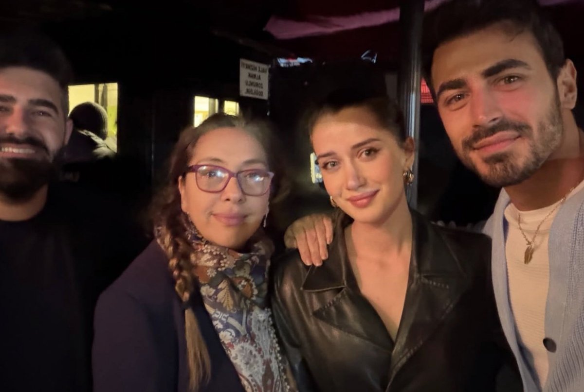 nottforyou__'s tweet photo. •Both Ilsu Emin equally cooperated for PR
Bcz it was their first lead show,so neither of them refused 

•Even Sevda's previous shows had same scripted content

The real DON is SEVDA who needs to be call out too for fooling ppl #arafta #emsu https://t.co/0NNdEd70ia