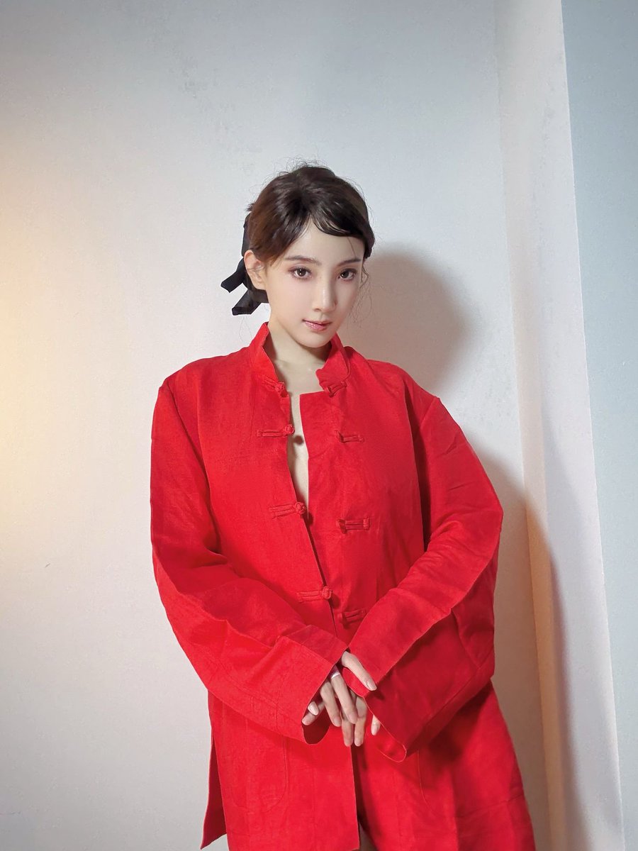 mahui1919's tweet photo. 有我在 你不会变成无聊的大人🫡。#新中式穿搭 #新中式国风 https://t.co/1Lcc9OSN6s
