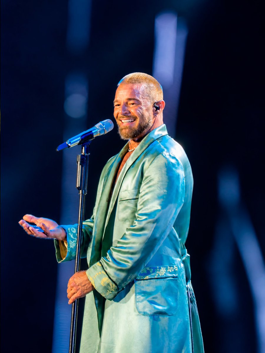 LoNuestroFCURU's tweet photo. Les dejamos fotos del papucho de @ricky_martin 🫠🔥

📸: @sebastian_aperador 

@cordillerafestival 
@paramopresenta

Cortesía de • @musictrends.col

@RMwebteam  

@inpulsemedia @lonuestrofco  

@SonyMusicUru  @SonyMusicArg  @SonyMusicLatin https://t.co/8mzDbvlnkB