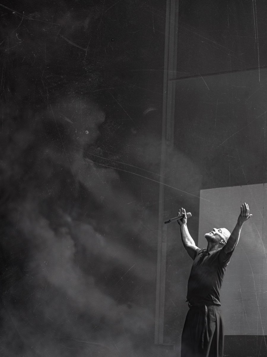 LoNuestroFCURU's tweet photo. Les dejamos fotos del papucho de @ricky_martin 🫠🔥

📸: @sebastian_aperador 

@cordillerafestival 
@paramopresenta

Cortesía de • @musictrends.col

@RMwebteam  

@inpulsemedia @lonuestrofco  

@SonyMusicUru  @SonyMusicArg  @SonyMusicLatin https://t.co/8mzDbvlnkB