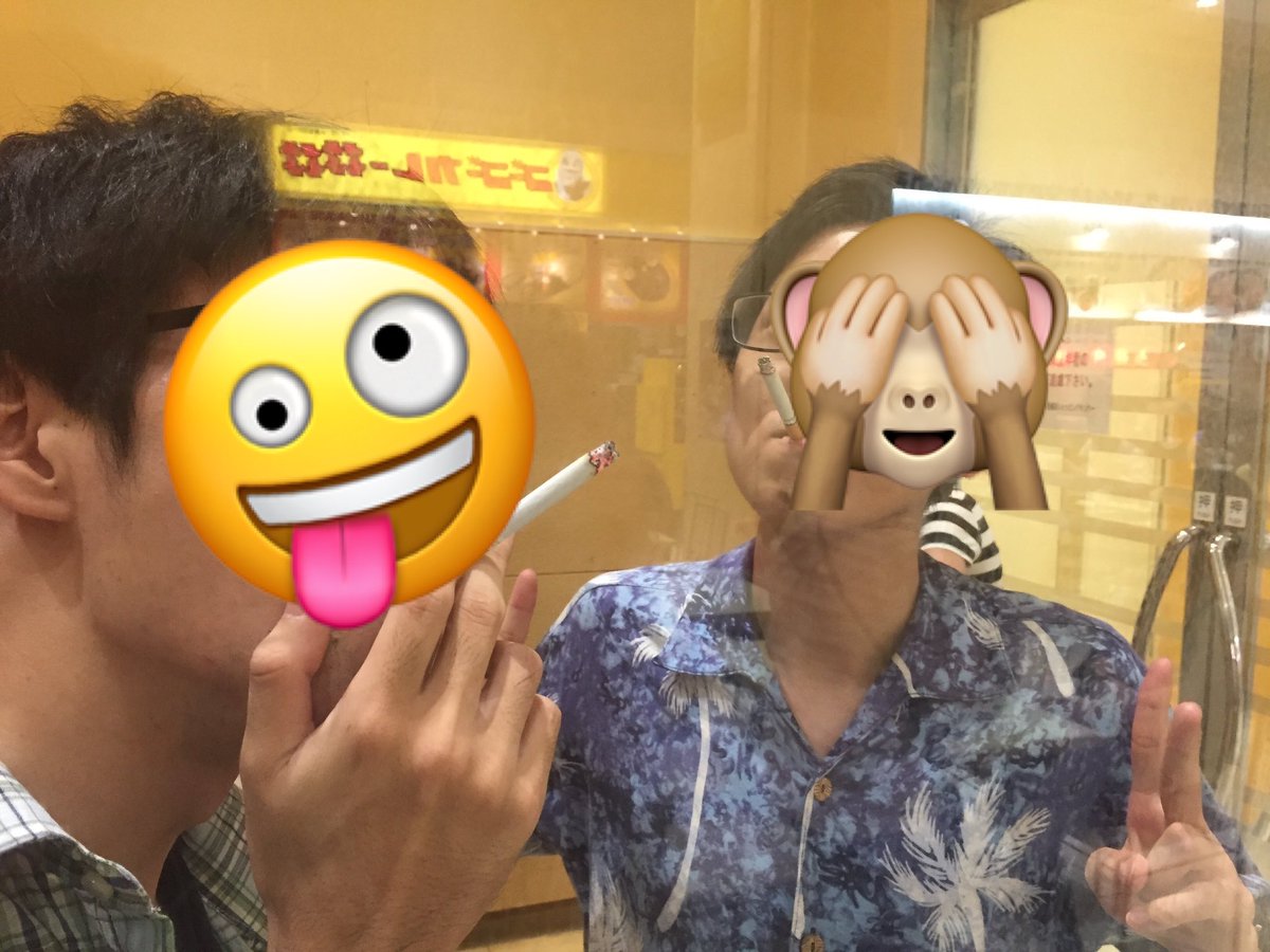 tgw0125's tweet photo. 10年前か〜…って写真を見返してたら
当時21ちゃいのイキリオタク出てきて
腹筋が死んだ https://t.co/wuV7a5da9e