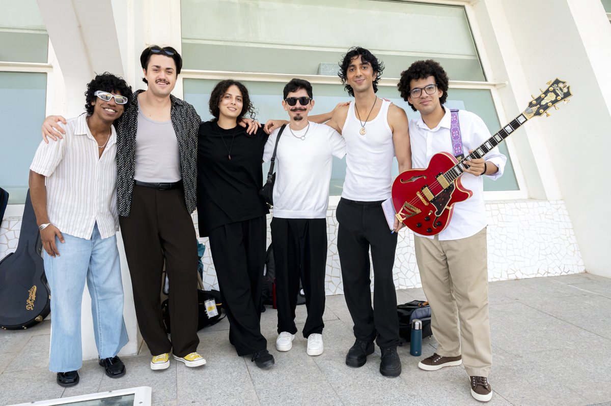 berkleevalencia's tweet photo. Enjoy these memories from the latest #UnLagodeConciertos✨

On stage:
🎹 Mert Ozer
🎤MIK
🎸ESM
🎺Afrocuban Steps

Thank you to everyone who joined us, and see you next Friday, September 18, at 7:00 p.m. at Ciudad de las Artes y las Ciencias💫 https://t.co/Qrr712roD1