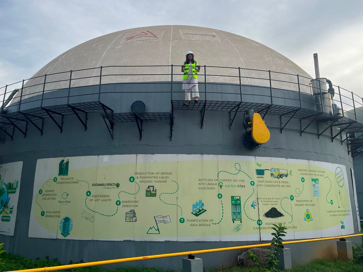 aakancvedi's tweet photo. Empire restaurant in Bengaluru cooks food on gas which is made from the city's garbage

We went down a rabbit hole to figure how this happens, turns out, two companies- Carbon Masters and Hasiru Dala, are making sure the city's garbage can be processed into something useful https://t.co/z1T1JVN4cH