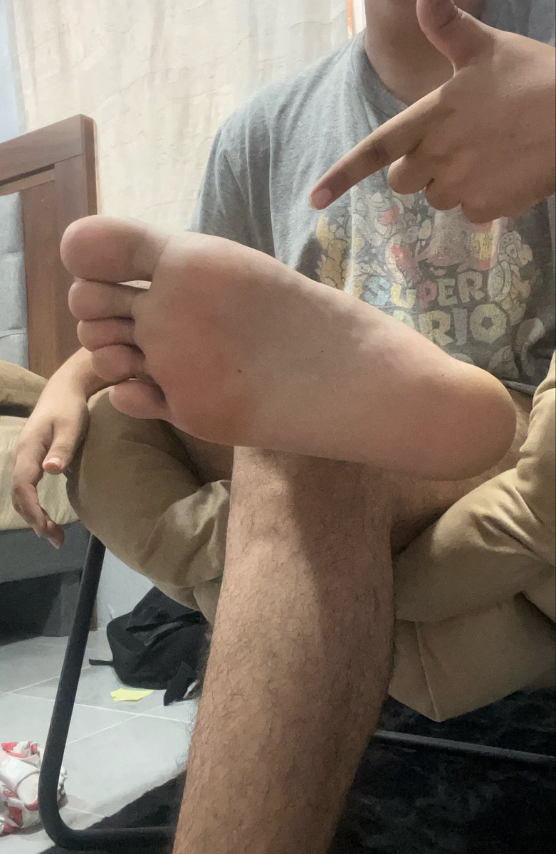 AnthonyMmky's tweet photo. Usa tu boca para algo más útil 😂🫵🦶🏻 https://t.co/uwI1B9gDmx