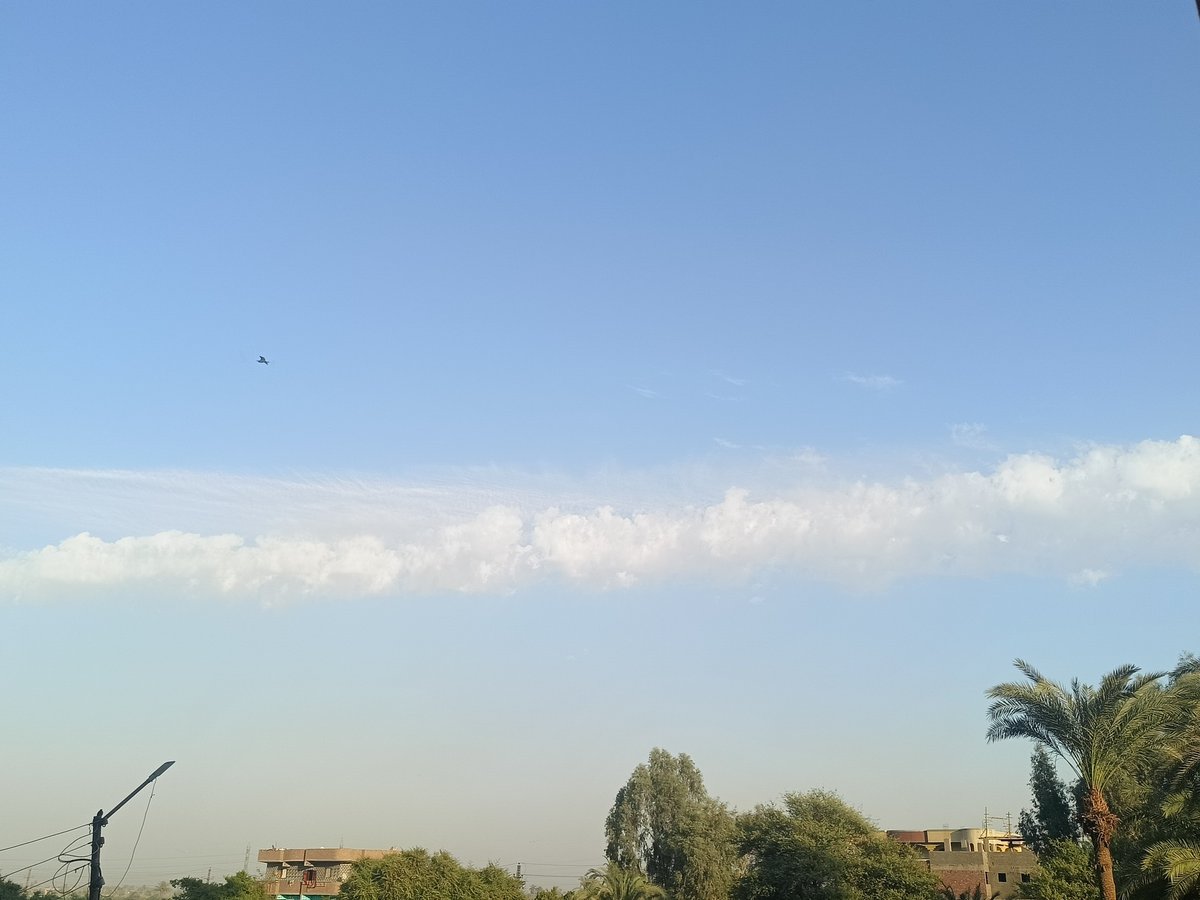 Nada66636143's tweet photo. الحاجة اللي مستنيه الشتاء عشانها
الغيوم🤍 https://t.co/SALwMypwq5