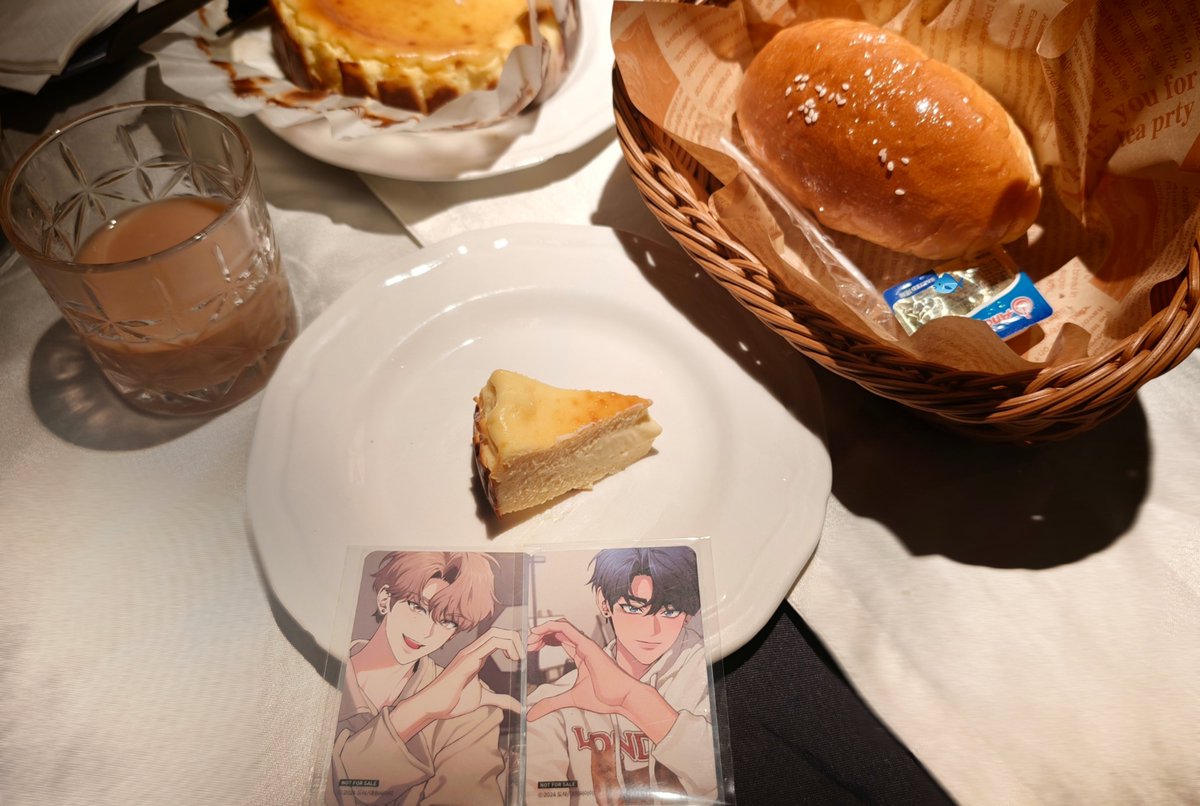 yubeitt's tweet photo. 이 케이크는 여러분의 것입니다. 맛있게 드세요. 저를 축복해 주세요🎂!＃스케치 https://t.co/dTnQ6gDr0u