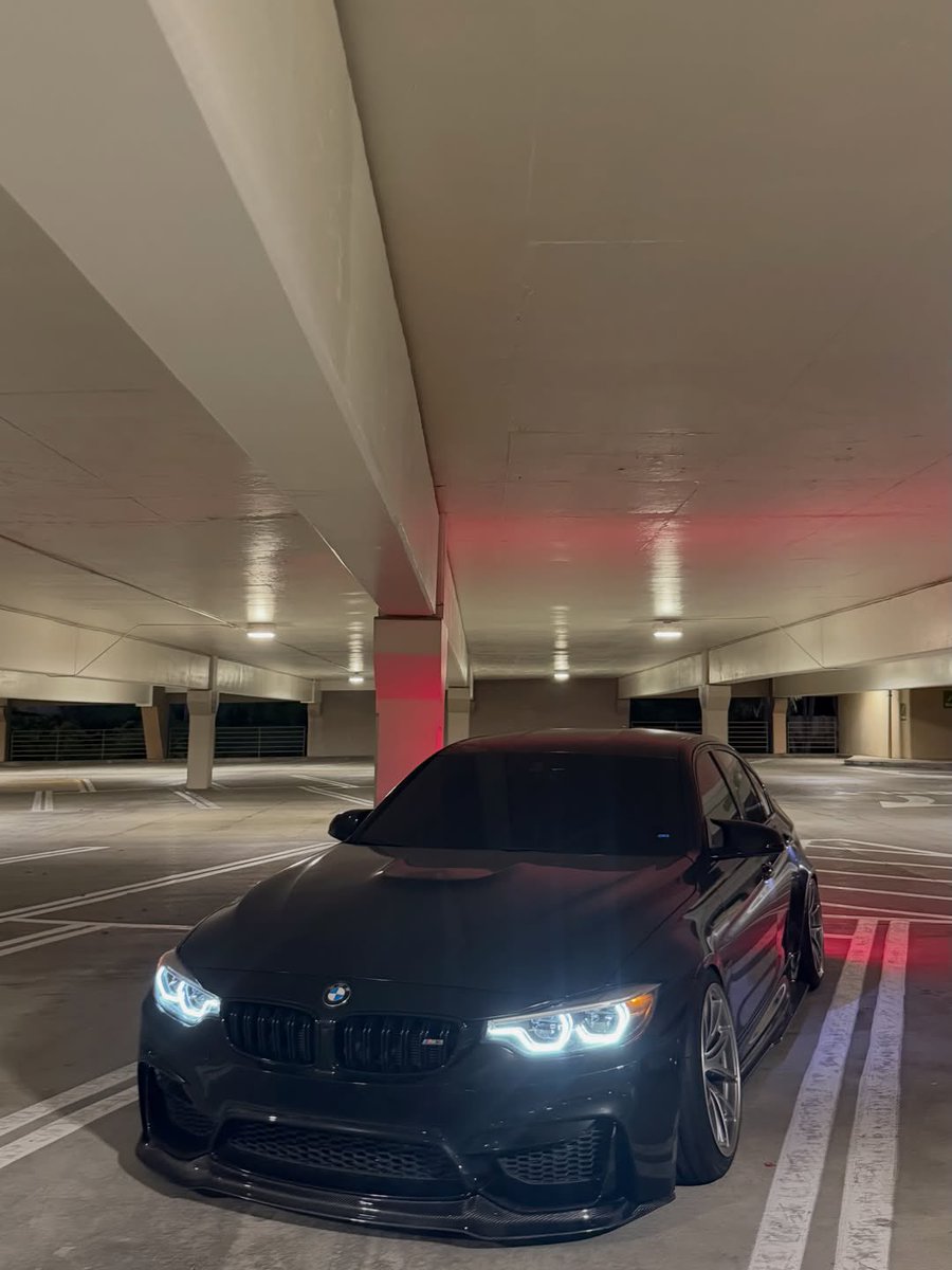 itsjustcassiie's tweet photo. BMW bandit https://t.co/fTsOVIjThI