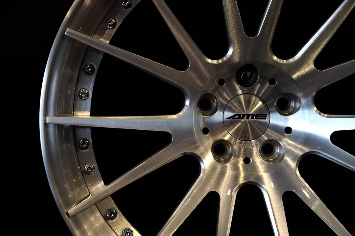sho_maruphoto's tweet photo. こんなにもカッコいいホイールをまじまじと見れるし、仮合わせも出来るAME proshop
#AME #amewheels https://t.co/Oqznqnnl4Y