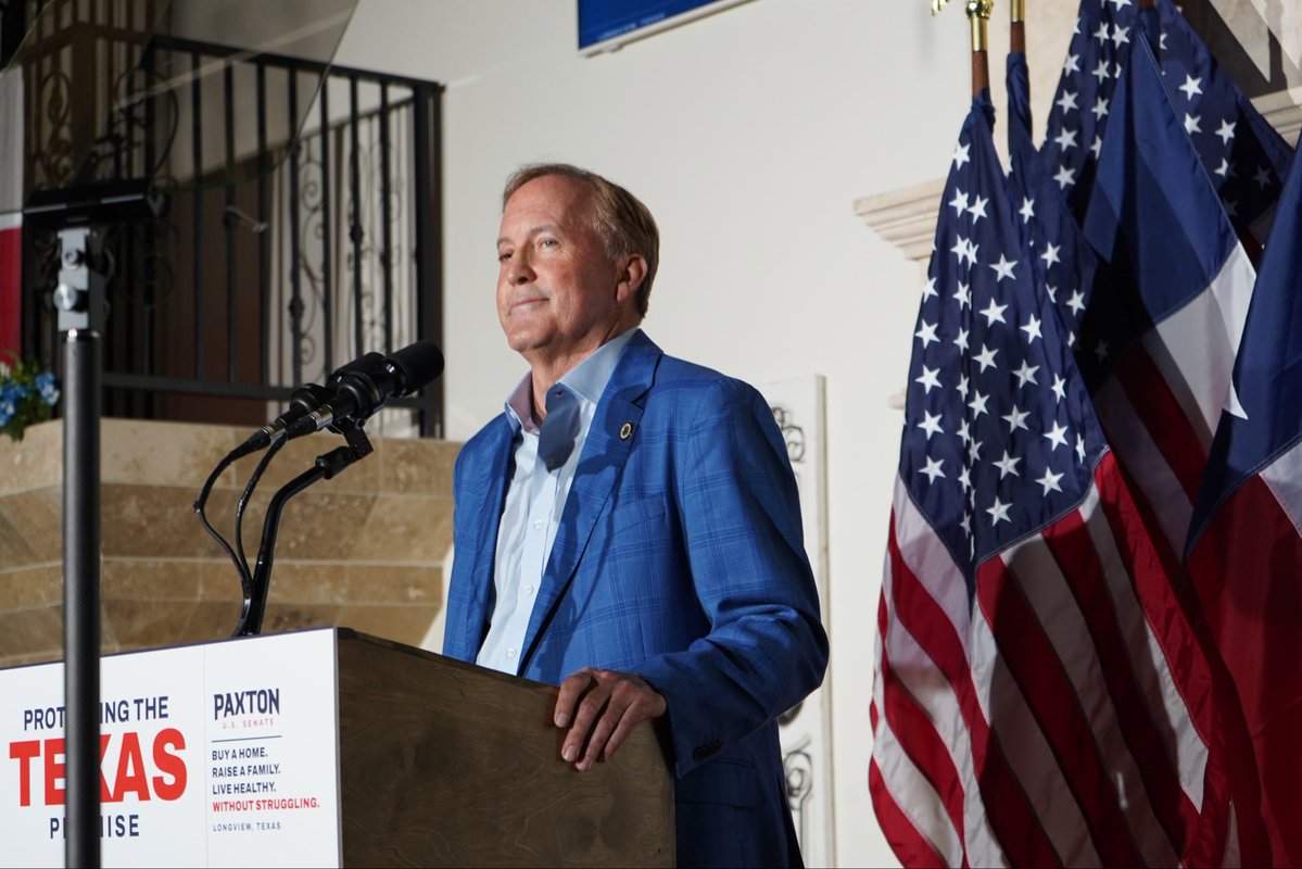 KenPaxtonTX's tweet photo. Standing room only in Longview last night! Thank you to everyone who came out to support our campaign.

For the next 48 days, I’ll continue taking our message directly to the people of Texas and fighting for the future of our great state. Let’s finish this fight strong! https://t.co/hrDJ9lDRGz