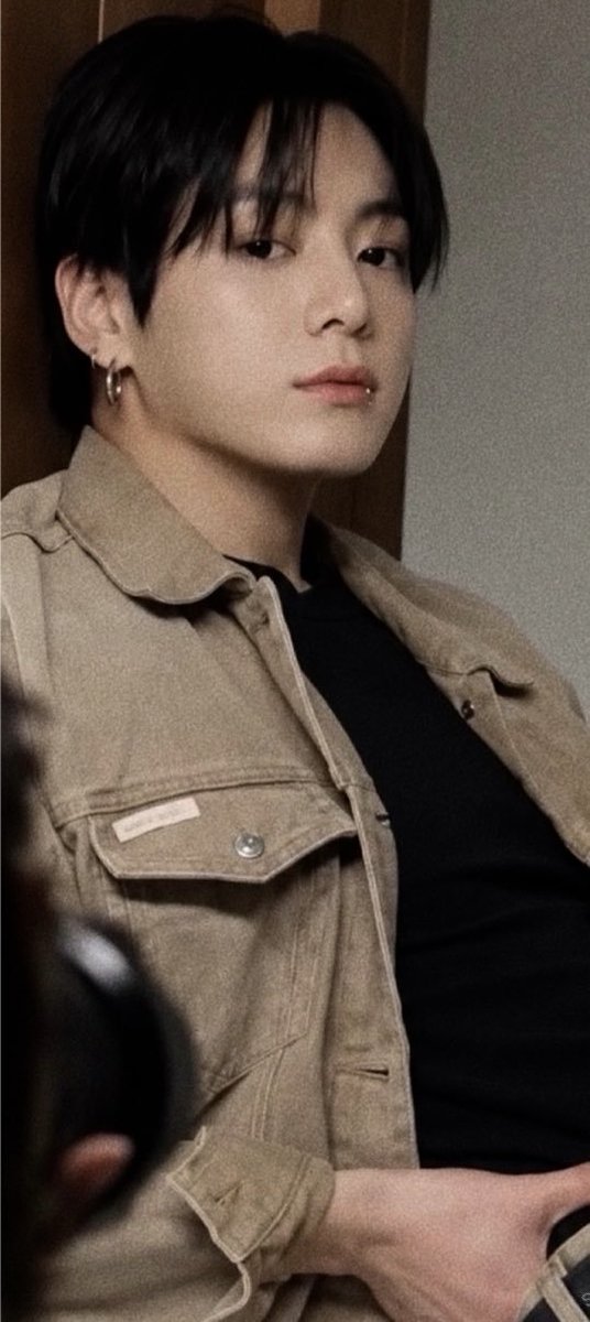 Jungkoo_gukkk97's tweet photo. https://t.co/BuBYxv49fG