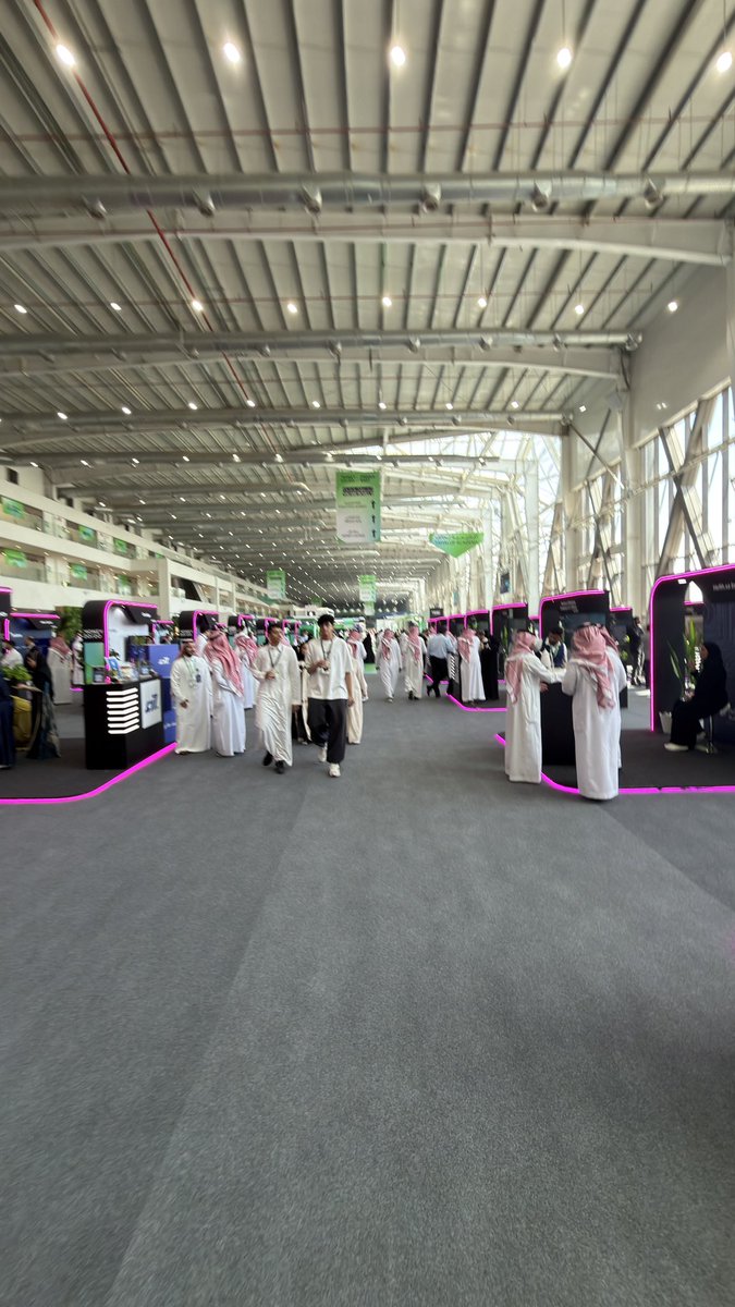 M_7KQ52's tweet photo. سعيد بحضوري ومشاركتي في معرض Money20/20، أحد أبرز الفعاليات المتخصصة في قطاع التقنية المالية والخدمات المالية.
كانت فرصة مميزة للاطلاع على أحدث الابتكارات والتقنيات في القطاع المالي، والتعرف على تجارب وحلول جديدة، تجربة ثرية أضافت لي الكثير من المعرفة والأفكار، https://t.co/6OGlnCfyvJ
