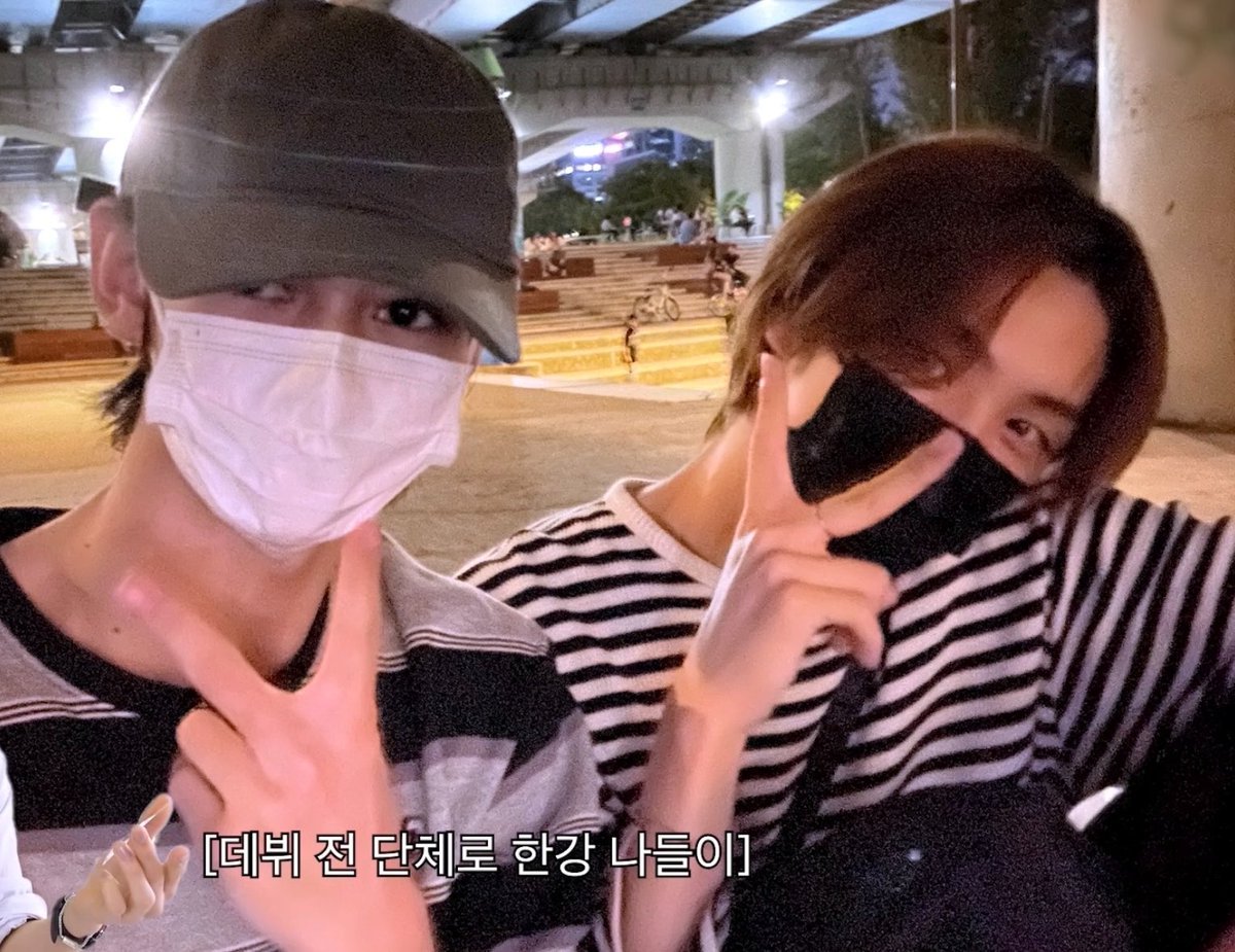 orijinieez's tweet photo. HAH NI HANJIN???? YOUNGJAE LOOKS LIKE YOUNGJAE BUT HANJIN LOOKS DIFFERENT kinda ((havent watched jiniz 2us time..)) https://t.co/JGzNZYoekf