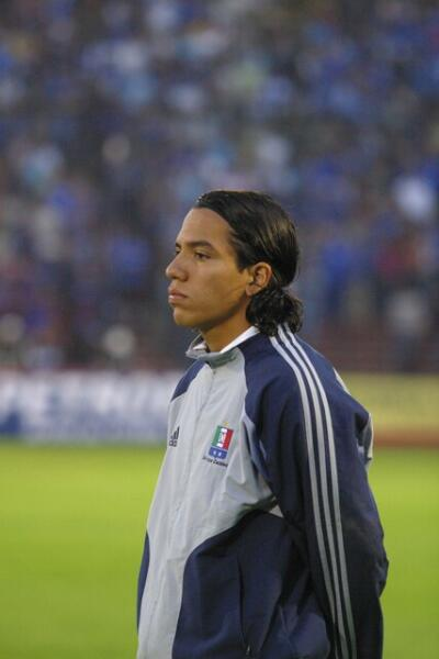 Juaneslc11's tweet photo. Feliz cumpleaños goleador, gracias por volver en el momento que más lo necesitabamos, gracias por amar estos colores tanto como nosotros, gracias por ser un manizaleño más. 

¡Feliz cumpleaños Dayro Moreno! https://t.co/7BjviyFAaU