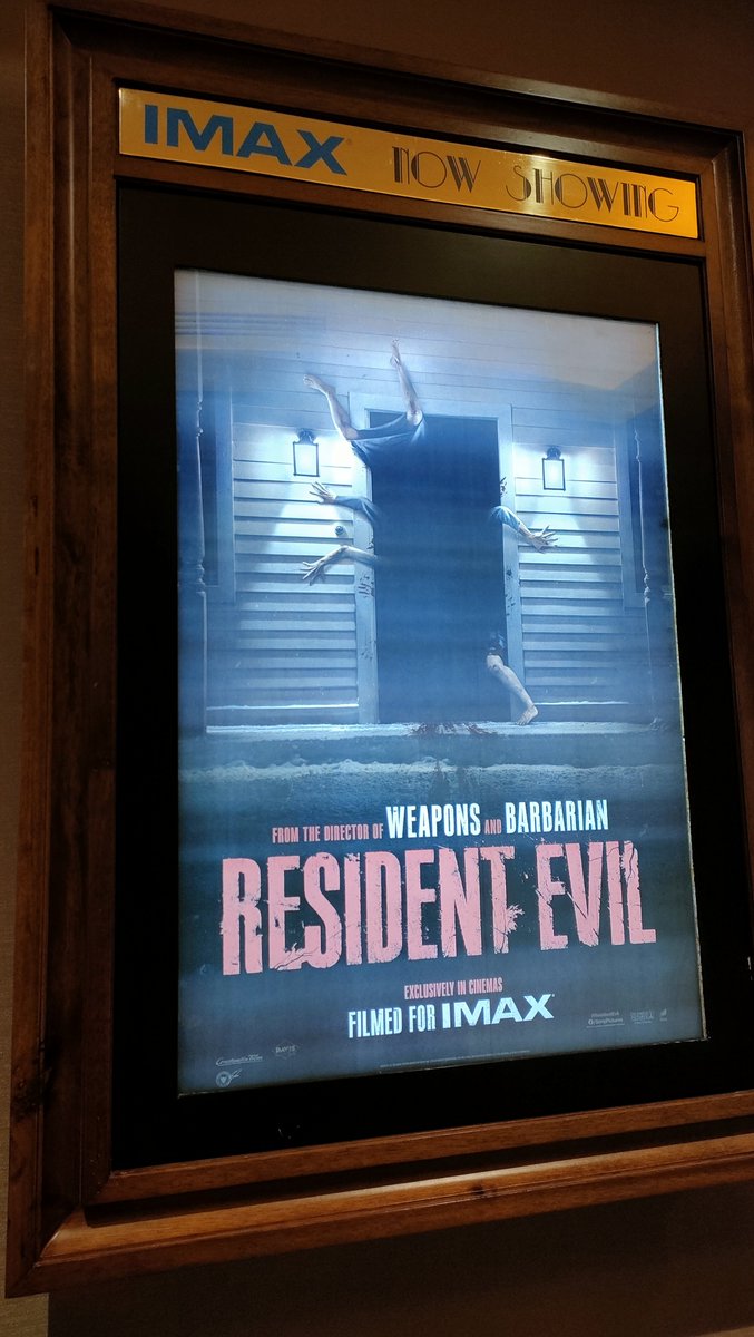 aicegrey's tweet photo. udah nonton resident evil.. horor survival yg seru banget, greget! berasa masuk ke dalam film🥹 dag dig dug woy sama adegan kejar2an monster &amp; jumpscarenya wadidaw. rada kocak juga cuy😭👍🏻 yaa filmnya khas game resident evil lah pokoknyaaa🔥

the real villain sesungguhnya..🔒👀 https://t.co/zLL9d0rdyj