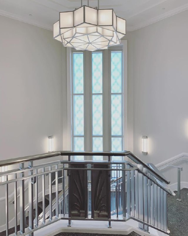 CrenshawLight's tweet photo. A custom pendant over the stairwell at Dickies Arena. An Art Deco form that matches the architecture of the space, built to specification in our shop. Not from a catalog: designed, engineered, and fabricated in-house for this one project.

Crenshaw Lighting — hand-fabricated in Floyd, VA since 1957.
https://t.co/QaLHDqFRNq