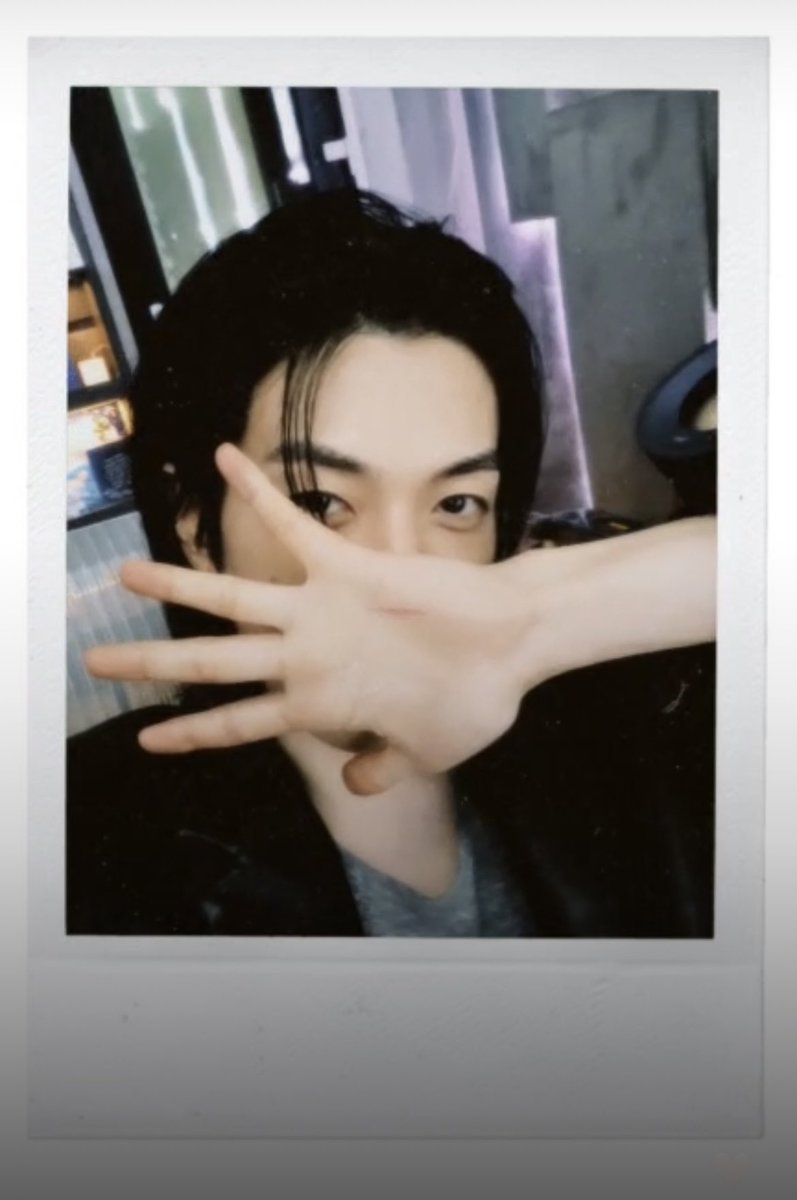 nano_ise's tweet photo. 돌겠네 https://t.co/D2mLj4UUaK