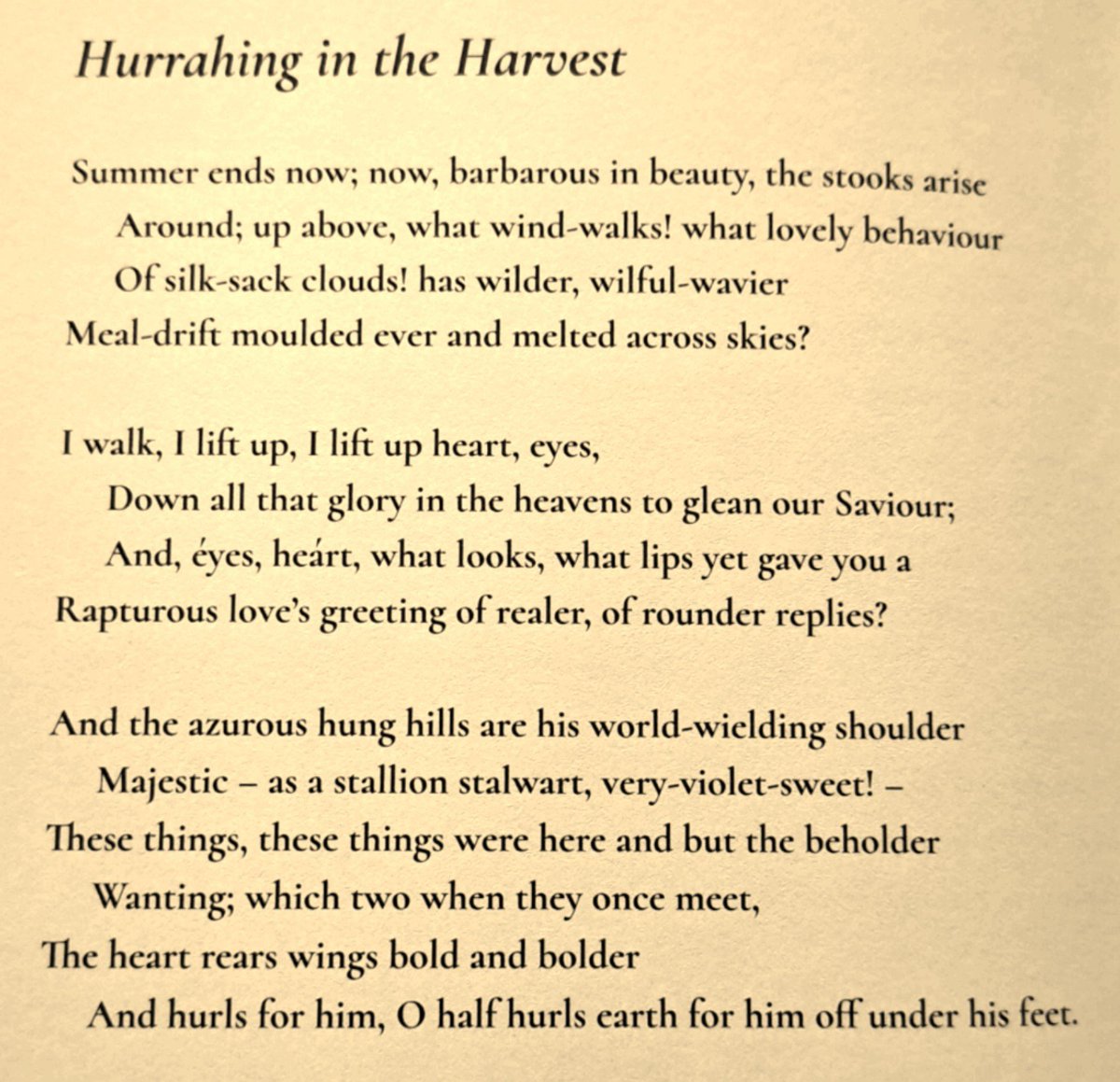 arealmofwonder's tweet photo. A bit of poetry from...

• Gerard Manley Hopkins • https://t.co/bkKTbnk4hk
