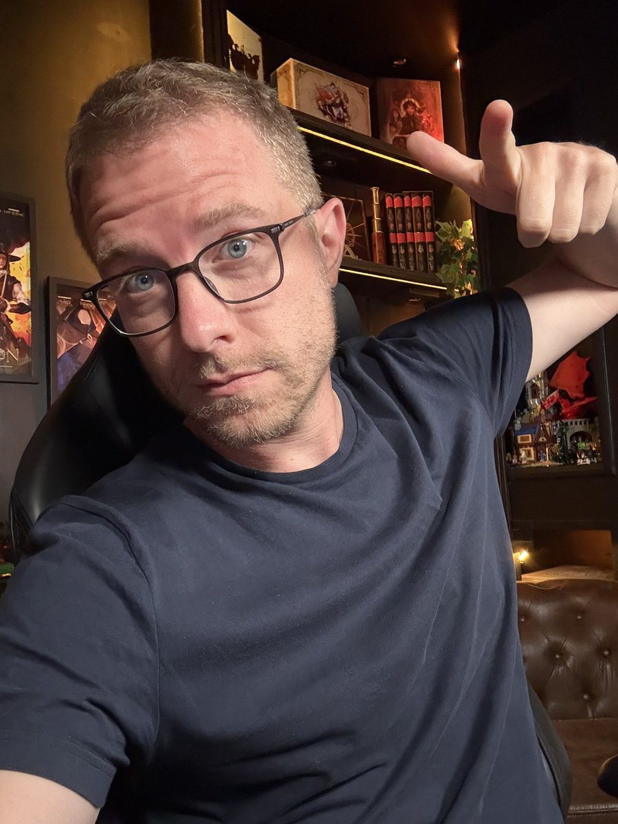GeekFabula's tweet photo. Tu viens prendre ta dose de LORE ?
Ça va être très lourd aujourd’hui dans Archives Interdites !
C’est en live maintenant 🔥 https://t.co/PEnyyPOofA