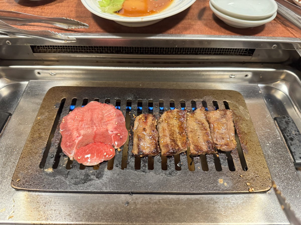 NIDASITAkotya's tweet photo. @EDMM26_ky 全然飯行ってたわ
頑張れよ治るといいな https://t.co/E2gUUYwj44