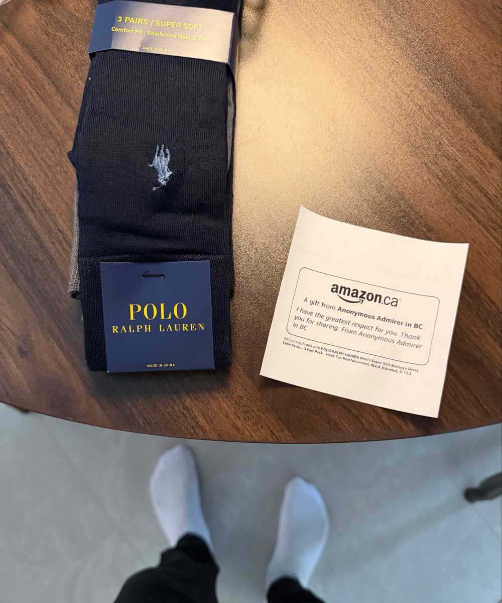 MasterTonyT's tweet photo. Gifts. Tributes.
I take it all
$535 yesterday 💸 https://t.co/sBRIho75Xt