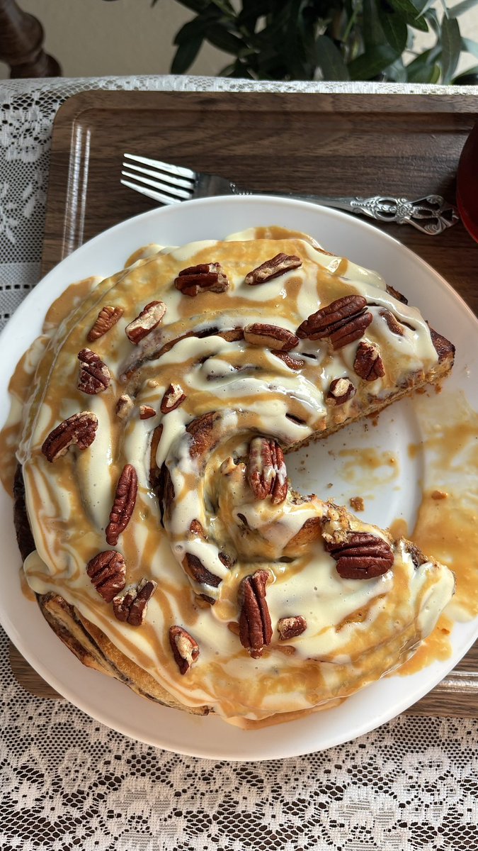 chefsunshin's tweet photo. حلى العصريه 🙏🏻☀️
حجم السينابون اللي يرضي غروري 🤤
ولا مو كذا؟ https://t.co/jPGslOytH3
