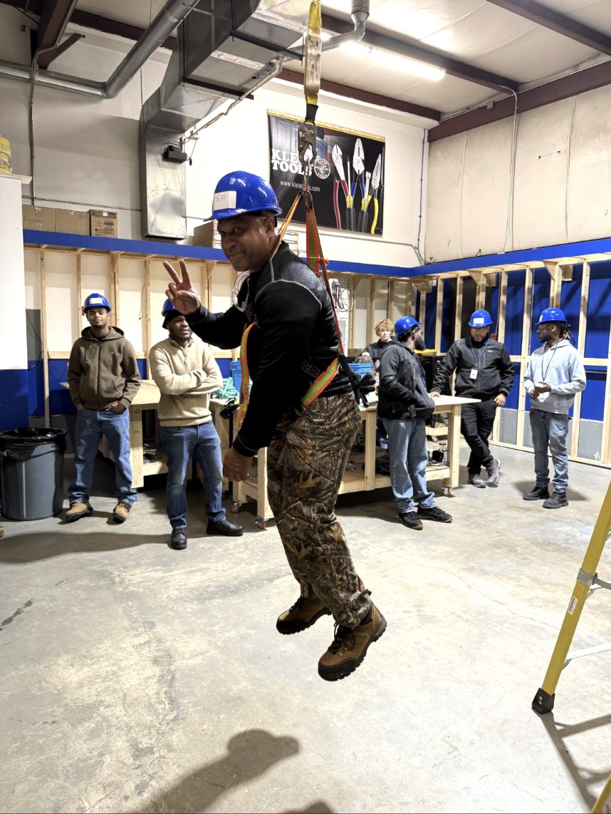 RCWPRI's tweet photo. RCWP’s Pre-Apprentice Training goes beyond hands-on skills. Participants can earn industry-recognized credentials like OSHA 10, Lead Safe RRP, CPR, First Aid, AED, Financial Empowerment, and HBI PACT.

Learn more: https://t.co/ML9pljXe2D
 ☎️ 401-438-7411 | ✉️ info@rcwpri.org https://t.co/k4oWKRKTrN
