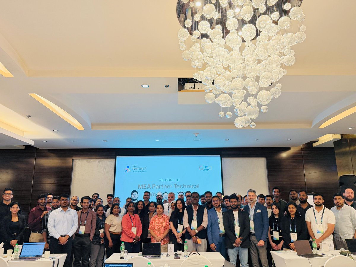 ZohoMENA's tweet photo. Day 1 of the MEA Partner Technical Workshop 2026 in Dubai brought our partners together for practical learning and technical insights.

Sessions covered connected workflows across @ZohoCRM, @ZohoForms, @ZohoFlow, @ZohoSurvey, and @ZohoSign, financial consolidation with @ZohoAnalytics , and smart integrations using RPA.

A strong start, with more to come on Day 2!