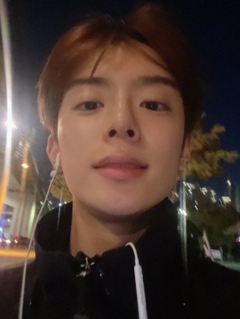 ubclaboy's tweet photo. 날 선선해지니까 슬슬 요 사진들이 생각남 https://t.co/4ECY21uOYb