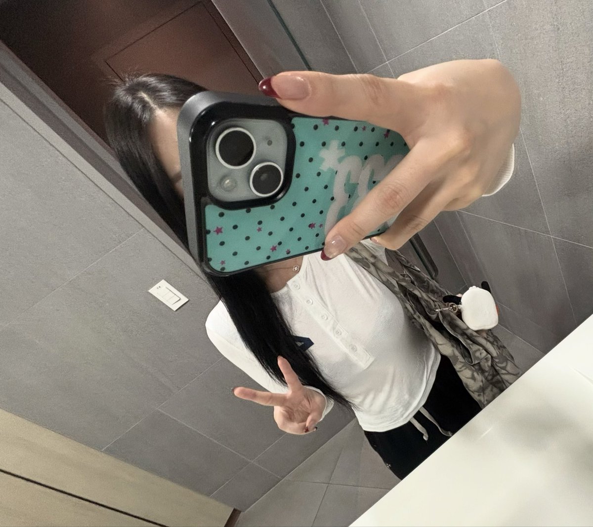 ShowMe__Love tweet picture