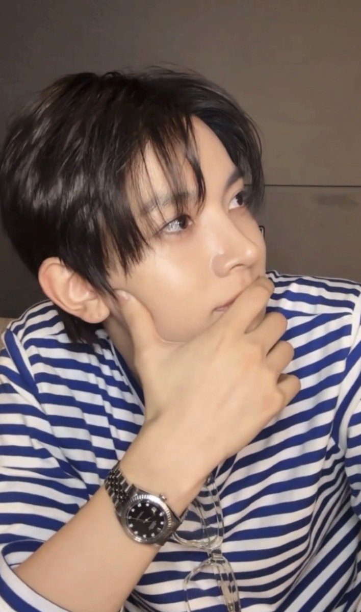 cakeuzsim's tweet photo. level 1                                           level 100 https://t.co/AThtA3UFiq