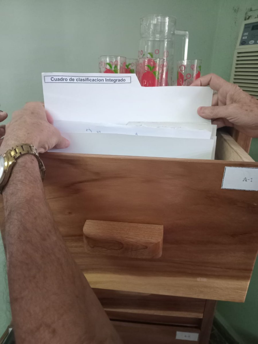 ABausat2026's tweet photo. Desde el Consejo Electoral Provincial de Las Tunas inicia la visita de control a los responsables de archivo de gestión documental. https://t.co/eVEtbpVbJd