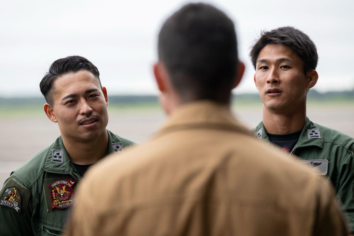 Armee_de_lair's tweet photo. 🇫🇷🇯🇵 Le Japon est loin. Mais Pégase y revient.

Pour la 3e fois, la mission fait escale au Japon.

Une escale rare, qui permet aux forces françaises et japonaises de renforcer leurs liens et d’apprendre à mieux agir ensemble. ✈️ https://t.co/m26b9gDOac