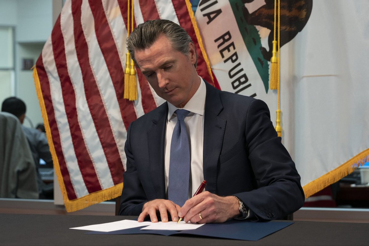 GovPressOffice's tweet photo. Governor Newsom SIGNED the nation’s first DELETE Act — giving Californians the power to force registered data brokers to delete their information.

As AI gets more powerful, protecting your personal data matters more than ever. https://t.co/EsmHwt4ywY
