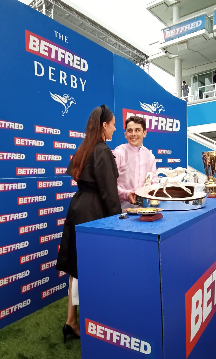 JoeSeward1's tweet photo. 🏴 ENGLISH CLASSICS 2026 🏆
◾1,000 Guineas TRUE LOVE
@waynemlordan
◾2,000 Guineas BOW ECHO
@loughnane_billy
◾Epsom Oaks THUNDERING ON
@dylanbrownemcm
◾Epsom Derby CHRISTMAS DAY
@WhelanRonan
◾St Leger HIGHWAYMAN
@OsborneSaffie
#StLeger
#Derby https://t.co/fKmLWMi5bJ